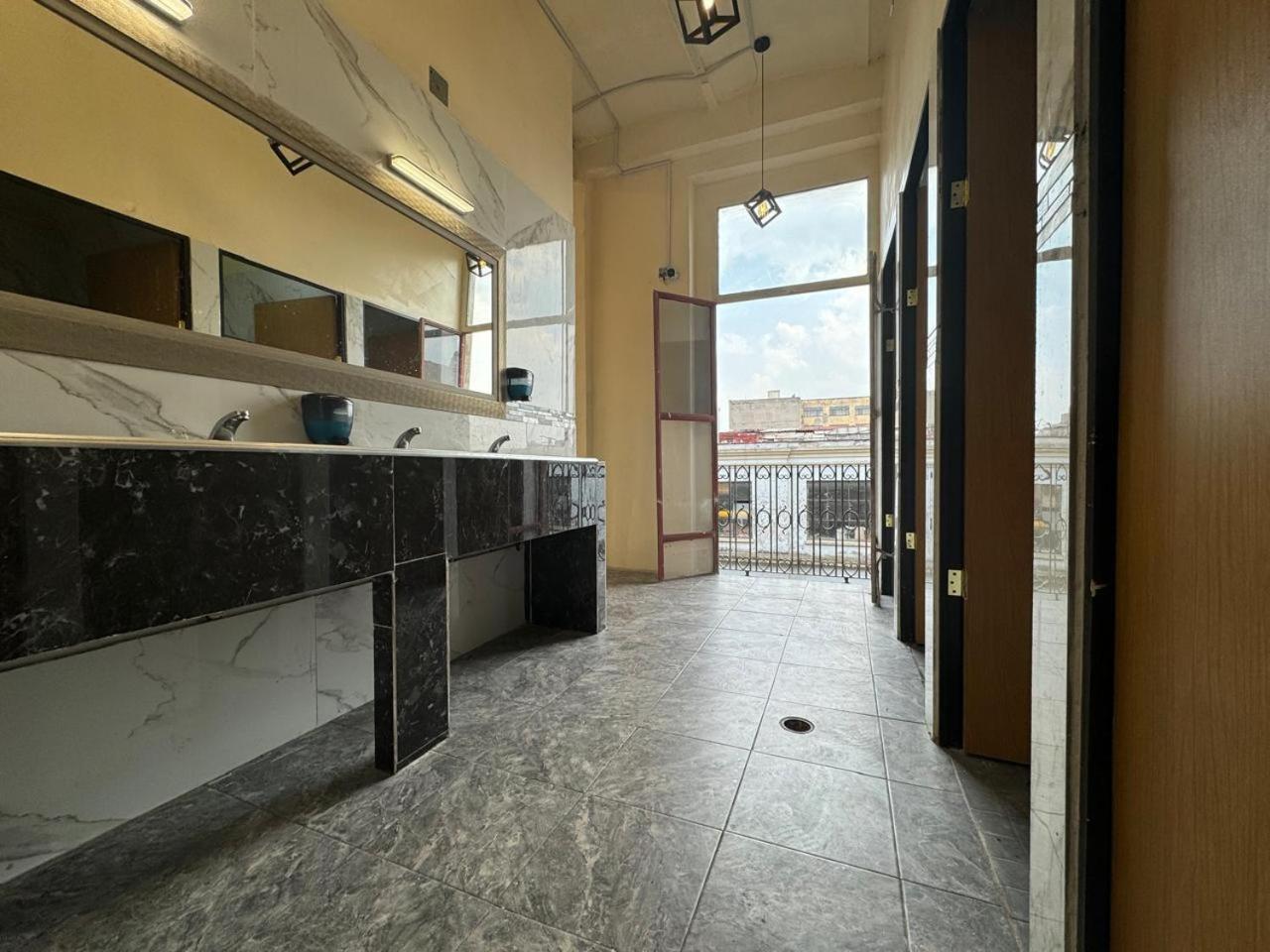 Rooms Zocalo Мехико Номер фото